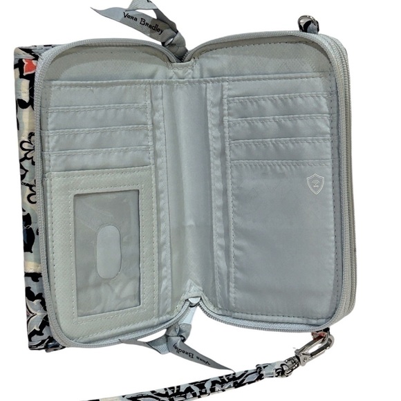 Vera Bradley Wristlet/Wallet RFID Lisbon Medallion White/Blue/Black/Pink EUC - Picture 5 of 8